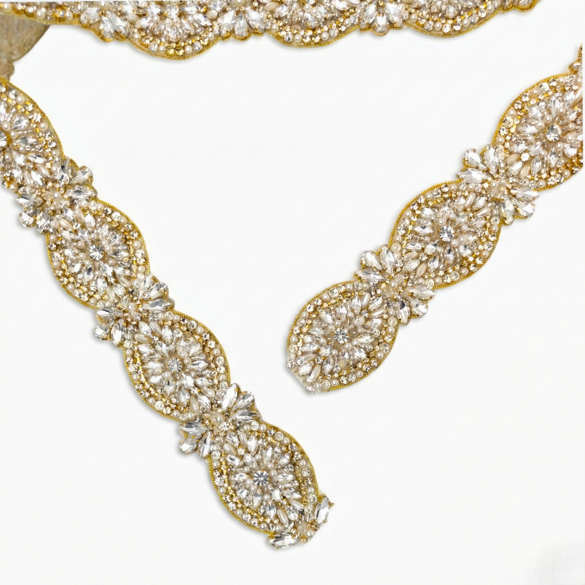 Gold Oval Chain Rhinestone Trim, Iron on (Hotfix)